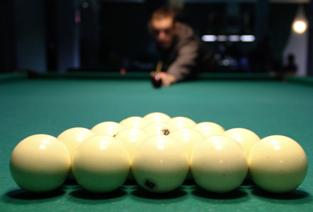 comment appel ton quelquun qui joue au billard
