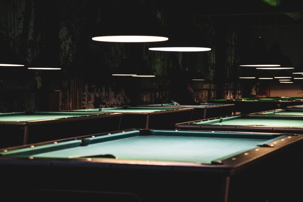 Comment devenir arbitre de billard américain ?