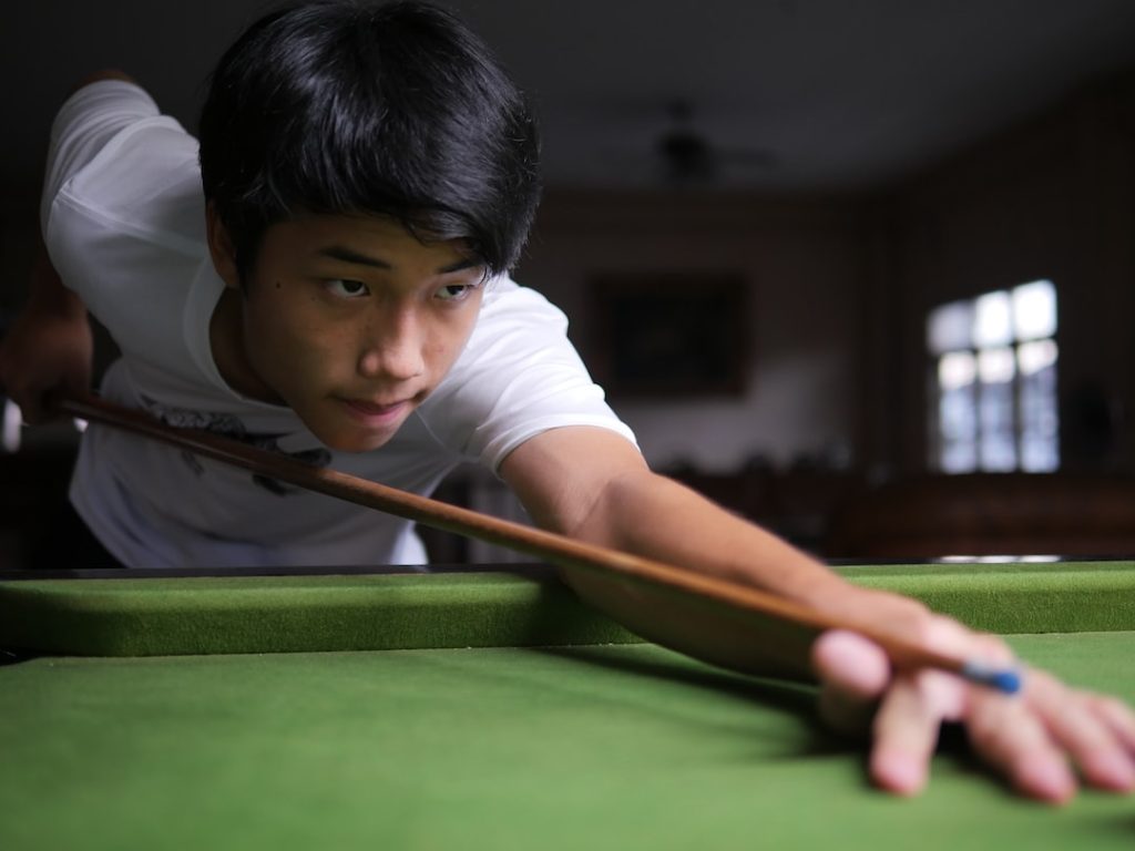 Combien de point vaut la noire au snooker ?