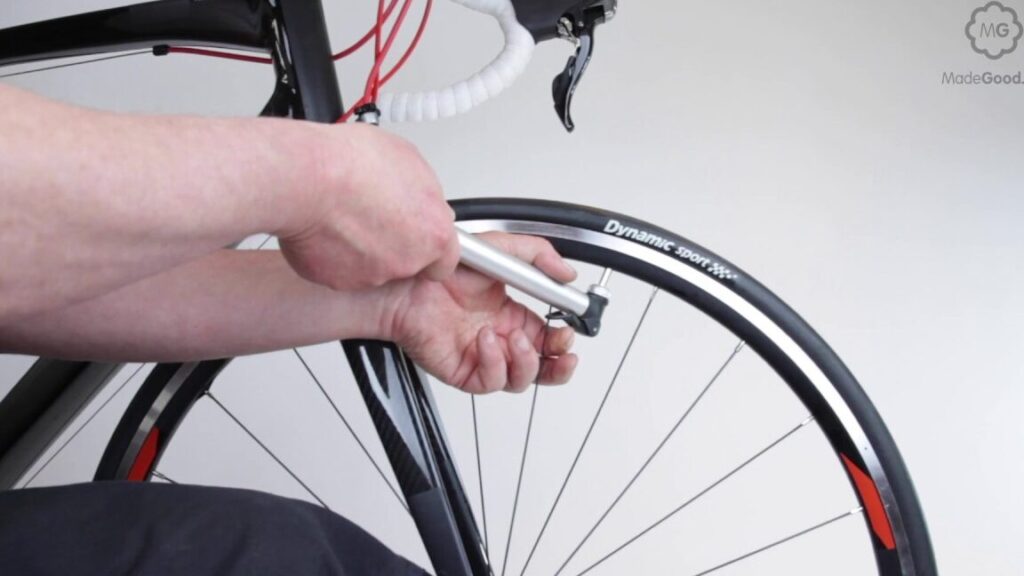 Comment gonfler efficacement vos pneus avec une valve Schrader ?