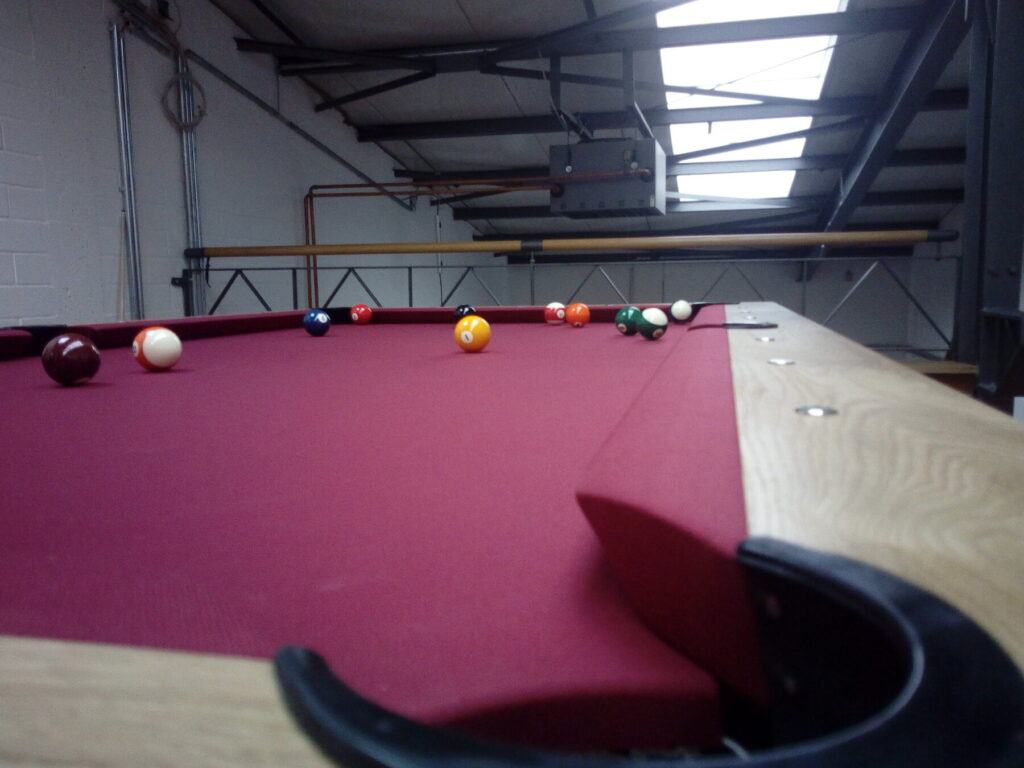 Où trouver une bande de billard de qualité ?