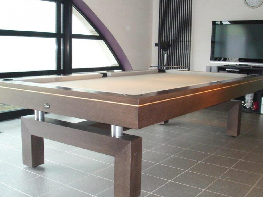 Pourquoi opter pour un billard 9 ft.?
