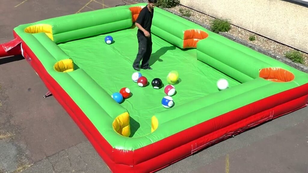 Pourquoi opter pour un billard géant gonflable ?