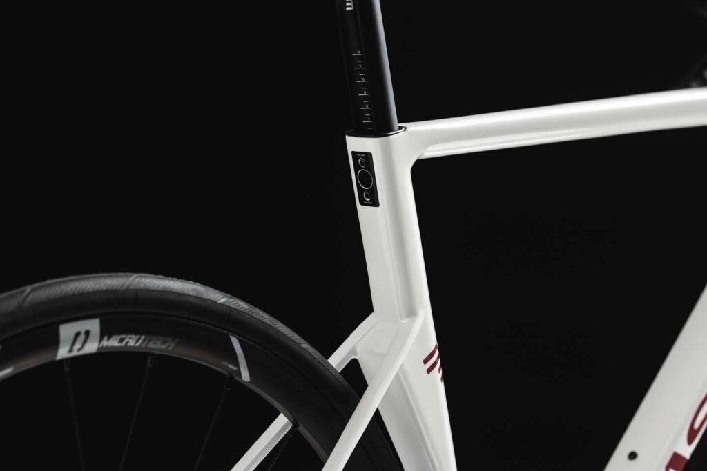 La nouvelle BMC Teammachine : innovation ou tradition, que vaut-elle vraiment sur route ?
