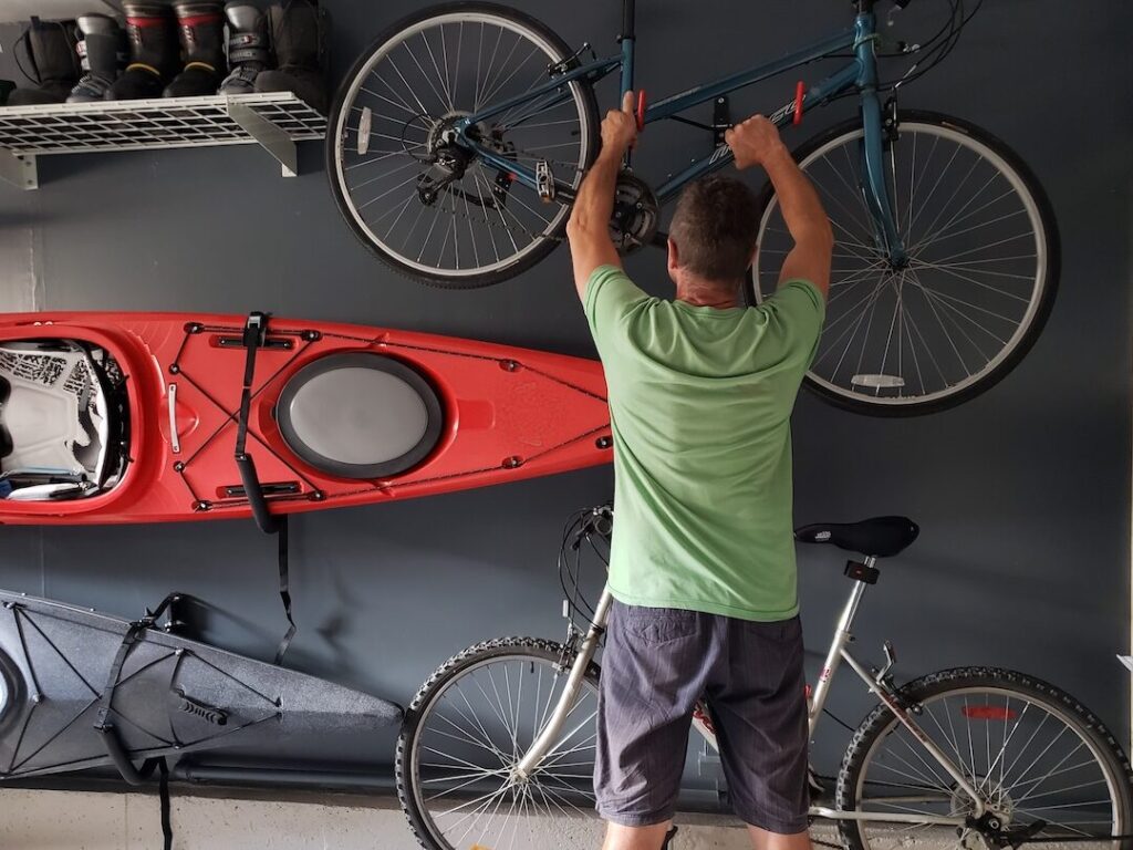 Trouver le meilleur range vélo pour votre espace : conseils et astuces