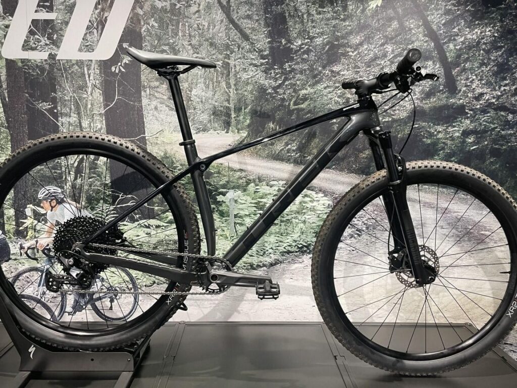 Test complet du Trek Procaliber 9.5 : vaut-il son prix pour les passionnés de VTT ?