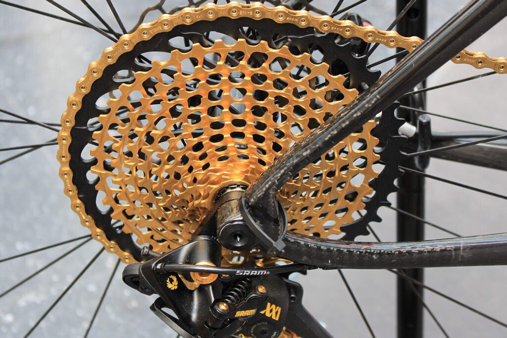 Choisir le bon plateau vélo pour optimiser vos performances