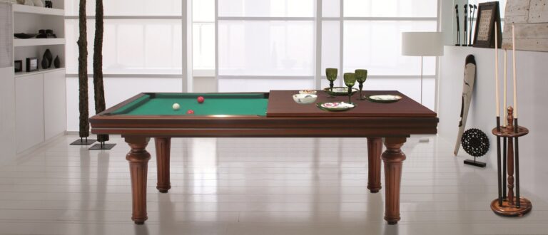 Billard Chevillotte Classique rénové dans un style traditionnel avec finitions élégantes