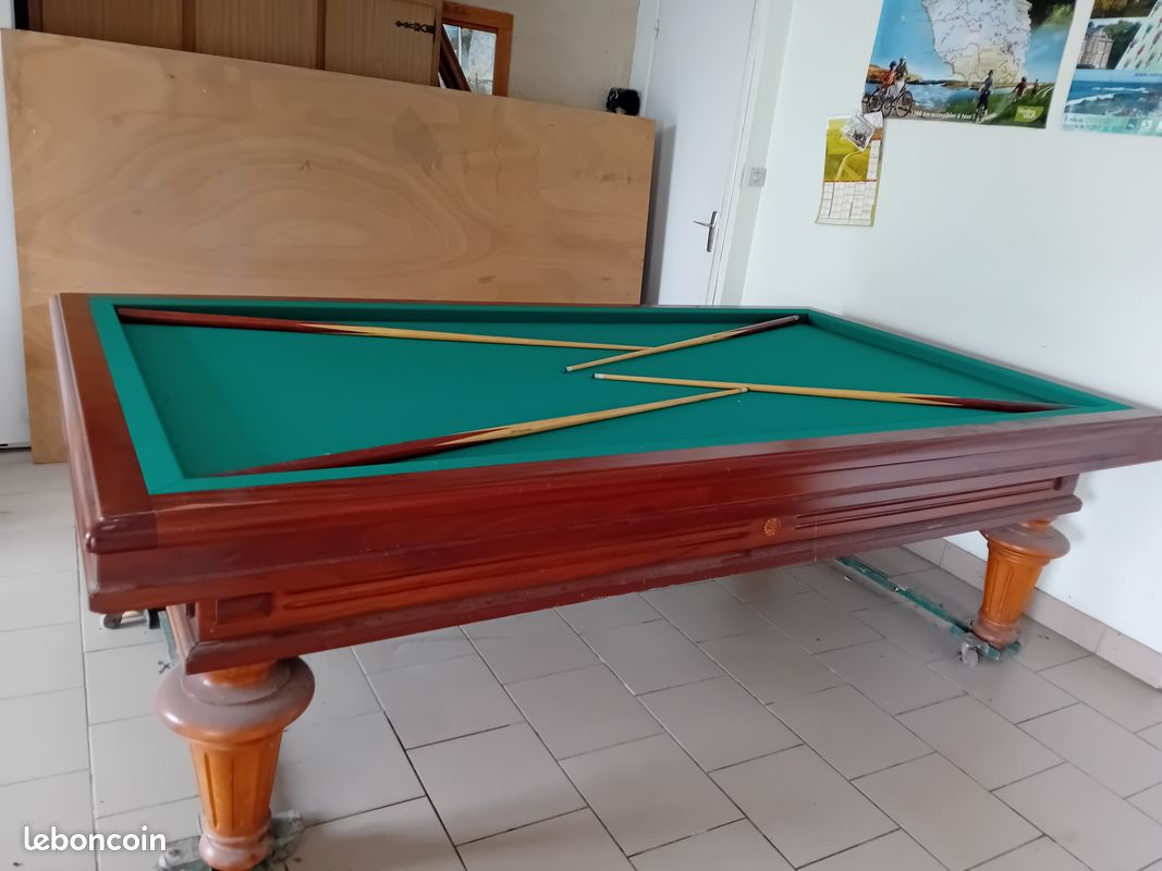 Billard Chevillotte Périgord bois massif