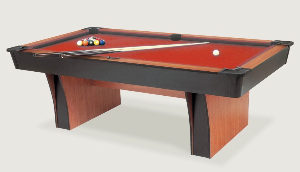 Billard Garlando Alexandra 8 haut de gamme installé dans un salon moderne
