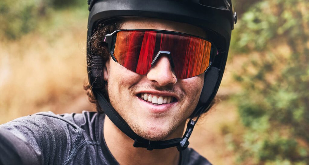 Comment choisir la meilleure paire de lunettes de vélo pour votre prochaine course ?
