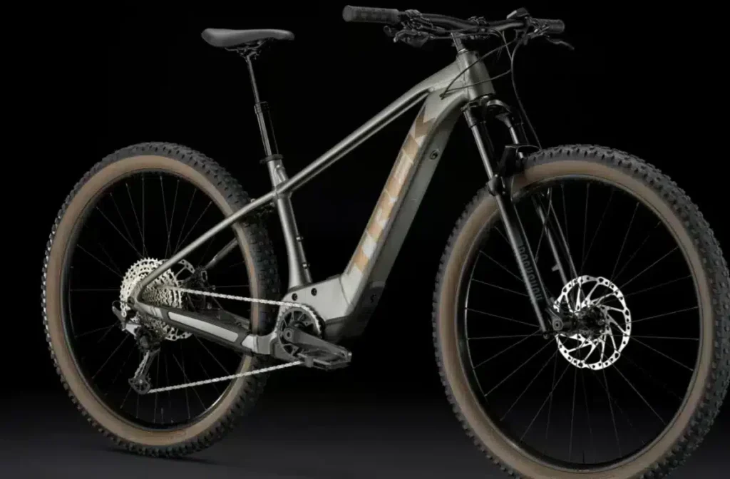 Pourquoi le VTT Trek Marlin 6 est-il le choix préféré des amateurs de sentiers?