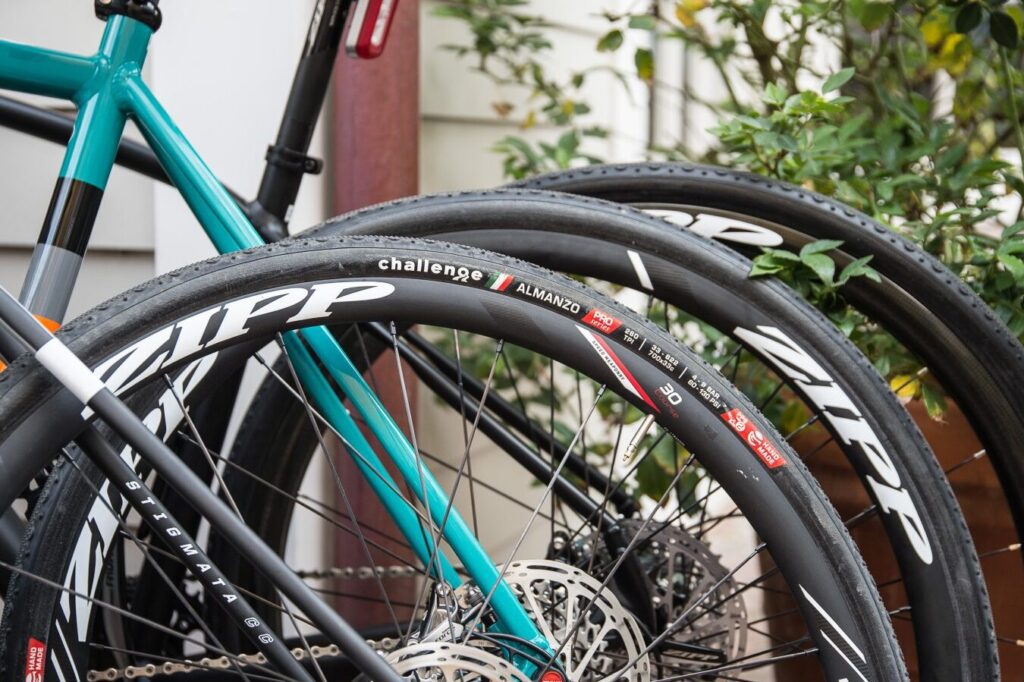 Dt Swiss P1800 : le choix polyvalent pour les cyclistes exigeants ?