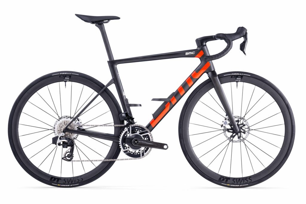 Bmc slr01 : pourquoi ce vélo est le choix préféré des coureurs professionnels ?