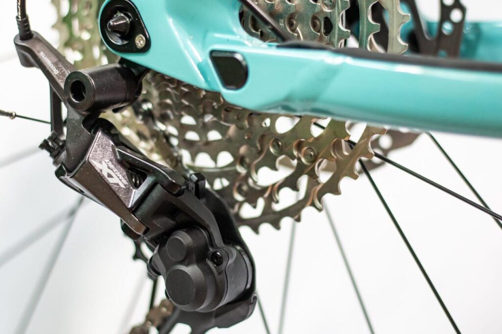 Quels sont les avantages du groupe Shimano Deore XT pour votre VTT ?